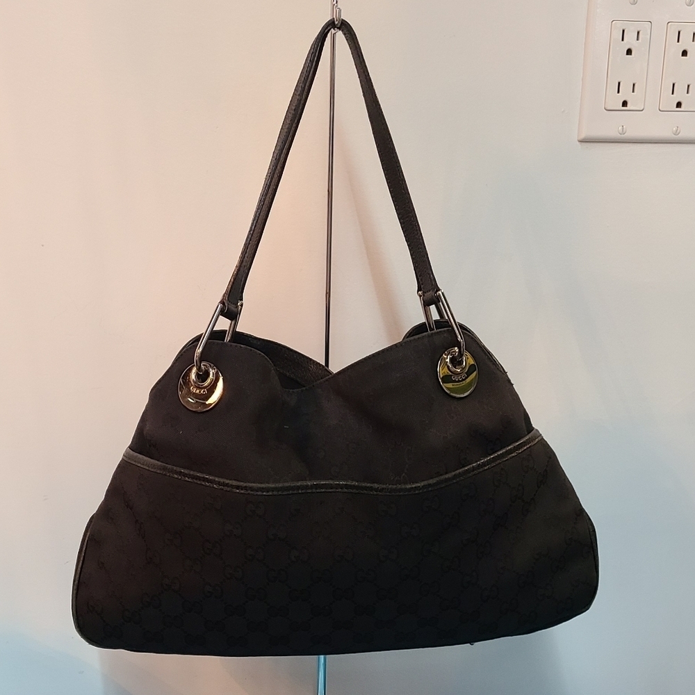 Gucci Shoulder Bag